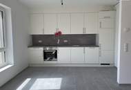 RIESIGE DACHTERRASSE + HOCHWERTIGE AUSSTATTUNG + SÜD/WEST Ausrichtung! + Tiefgarage! Nur 7 Min. von Graz entfernt!!