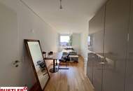 **ATTEMSGARTEN - HOCHWERTIGE 4 Zi WOHNUNG INKL. KÜCHE - 2 TERRASSEN - 2 BÄDER UND FITNESS**