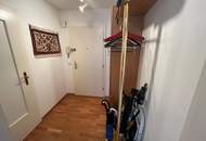 Waltendorf: Gemütliche Single-Wohnung mit Balkon und Parkplatz