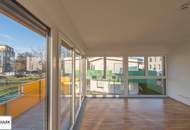 Wohnen in Hirschstetten: großzügige Familien Wohnung (4 Zimmer) mit Balkon und Grünblick - ab 1.7.(!)