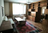 Helle, sanierungsbedürftige Wohnung mit Potenzial im grünen Fasanviertel