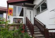 Einfamilienhaus mit drei eigenständigen Wohnungen und einzigartigem Erlebnisgarten