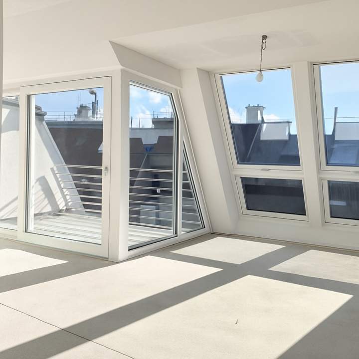 Traumhafte Dachgeschosswohnung im Herzen des 5. Bezirks ab 2030 direkt neben der U 2