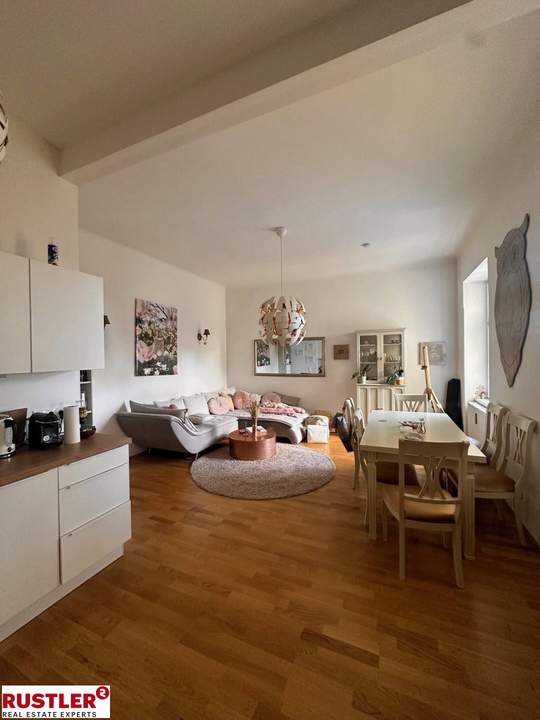Charmante 2-Zimmer Altbauwohnung im Herzen von Klagenfurt am Wörthersee