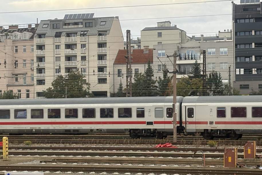 Abbruch/Neubau oder Ausbau, kleines Bestandsgebäude in guter Mietlage, Gewerbeobjekt-kauf, 1.090.000,€, 1140 Wien 14., Penzing
