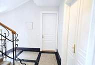 Stilvoll / Klein / Kompakt! Ruhige Seitengasse + U-Bahn um´s Eck + Blick ins Grüne + Viel Platz auf wenigen Quadratmetern + Hochwertige Ausstattung + Flügeltüren! Jetzt zugreifen!