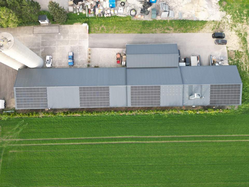 Top Ertragsobjekt: Voll vermietete Lagerhallen mit 5% Rendite &amp; Außenflächen