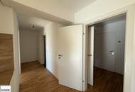 Perfekt geschnittene 2-Zimmer Wohnung mit Balkon und Stellplatz; Axel-Corti-Gasse