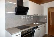 Geräumige 3 Zimmer Wohnung mit Loggia! WARMMIETE! WG Eignung inklusive Tiefgaragenstellplatz!