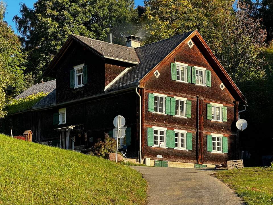 Für Liebhaber! Haus mit Ferienwohnsitzwidmung! Bürserberg - Tschengla /Brandnertal