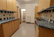 3-Zimmer-Wohnung mit Tiefgaragenplatz und zwei Loggien - Ost- und West-Ausrichtung