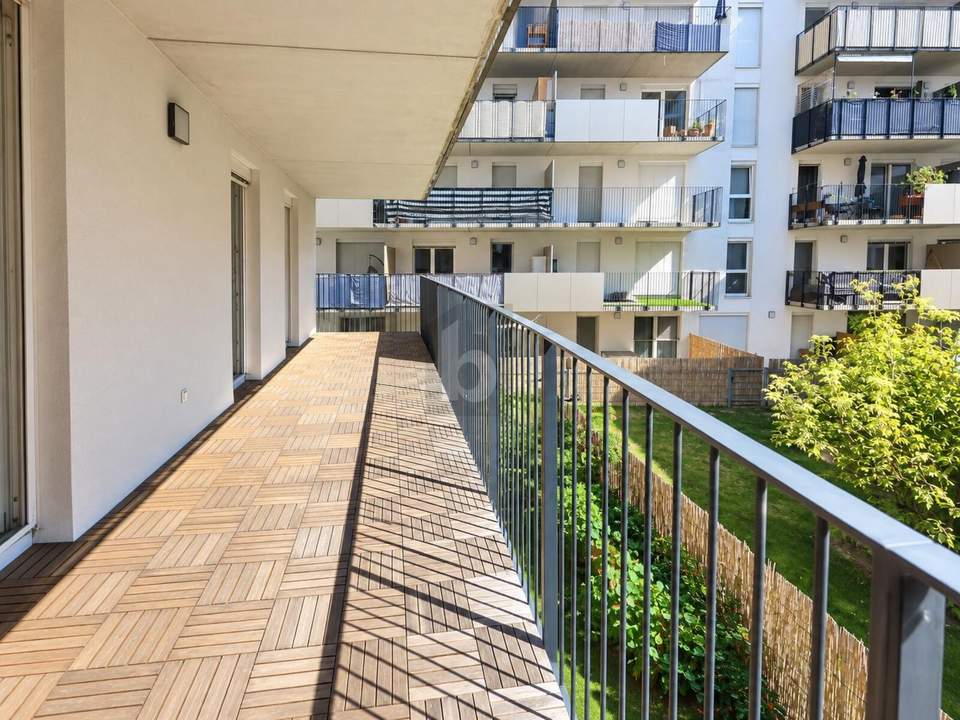 VON JEDEM ZIMMER INS FREIE ? WOHNEN MIT GROßEM BALKON