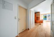 GRÜNBLICK von der eigenen TERRASSE! Gepflegter Neubau mit Fernwärme - inklusive Garagenstellplatz!