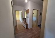 Geräumige 3-Zimmer-Erdgschosswohnung mit großer Einzelgarage!