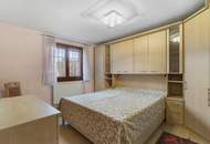 Schöner Privatwohnsitz mit großem Garten, 5 Schlafzimmern, 4 Bädern und Einliegerwohnung