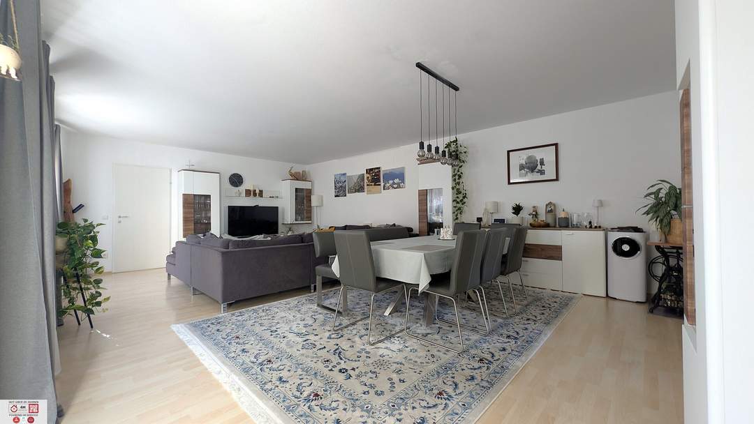 👨👩👧👦 Endlich Platz für alle: 4-Zimmer-Wohnung am Parhamerplatz