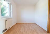 Familientraum mit Badeteich