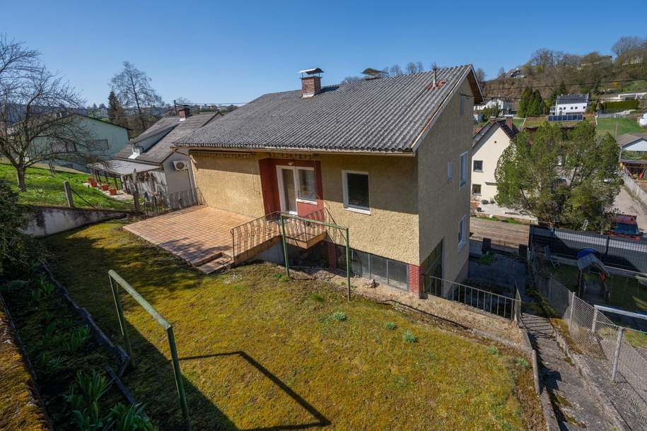 Sanierungsbedürftiges Einfamilienhaus mit Garten, Terrasse und Garage in TOP LAGE!, Haus-kauf, 220.000,€, 4400 Steyr(Stadt)