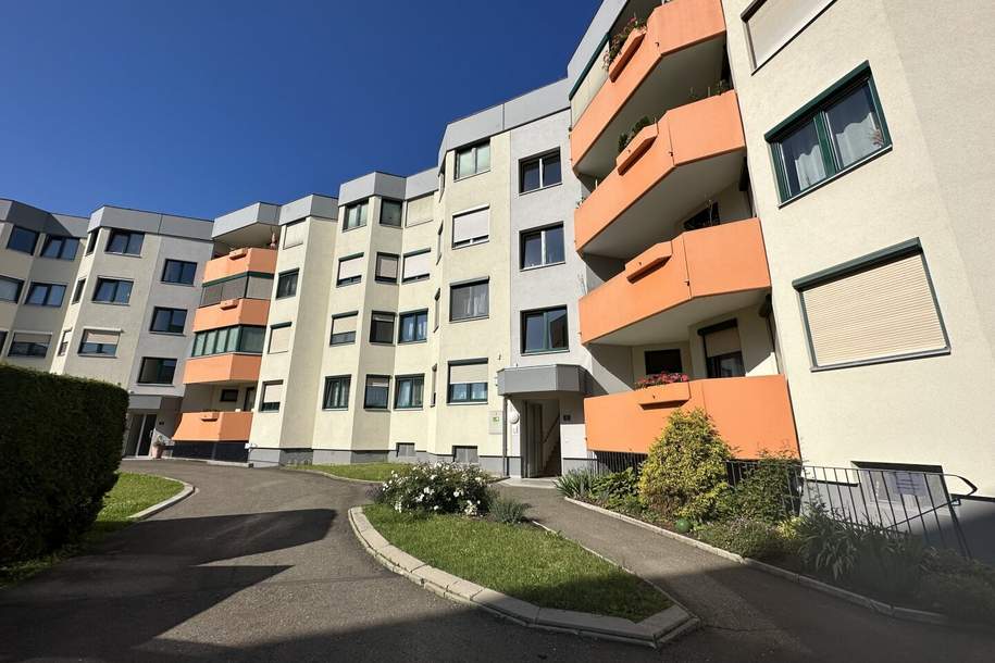 ANLEGER AUFGEPASST: Sanierte 3-Zimmerwohnung mit 2 Balkonen und Tiefgaragenstellplatz in +++ Spielberg +++, Wohnung-kauf, 179.000,€, 8724 Murtal