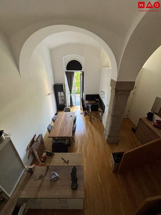 Außergewöhnliche Galeriewohnung in den beliebten Dragonerhöfen/Wels! Lassen Sie sich von dieser einzigartigen 3-Zimmer Wohnung verzaubern!