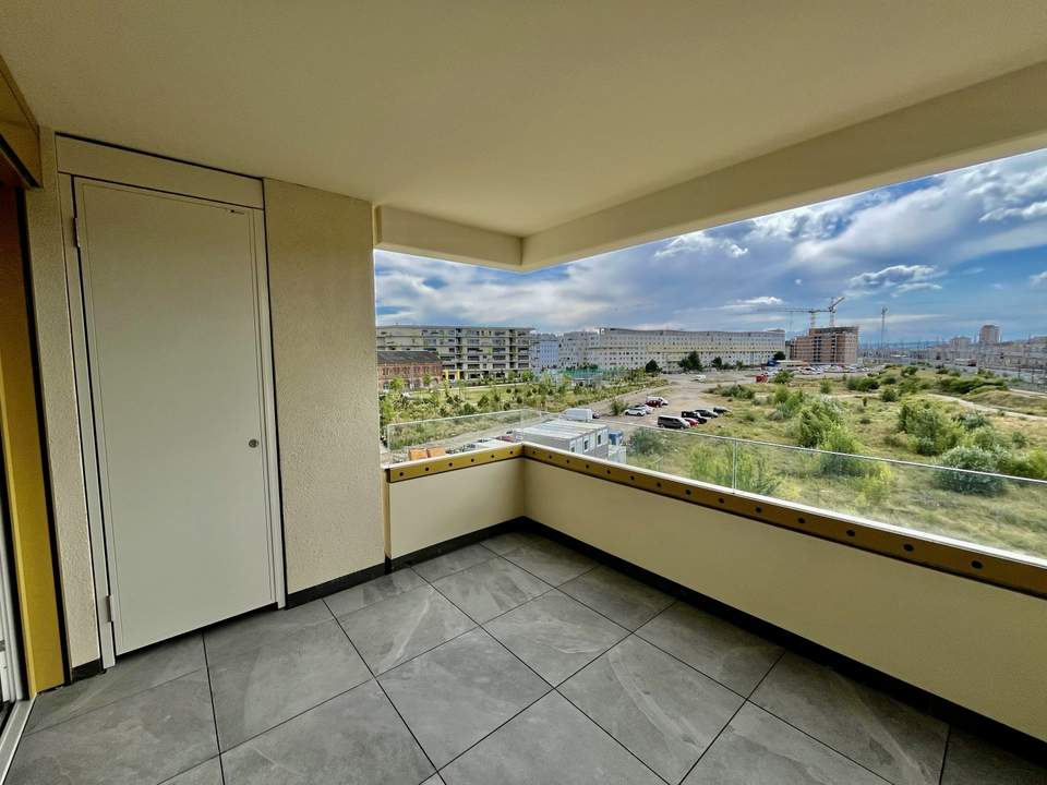 Tolle 2 Zimmer Wohnungen mit Aussicht - ab 3. bis 7. OG - Balkon südwestseitig