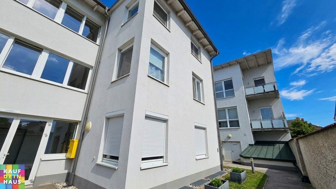 PROVISIONSFREIE 3 ZIMMER WOHNUNG IN ABSDORF