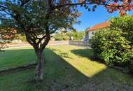 Mehrfamilienhaus mit Geschäftslokal