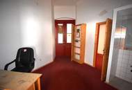 Helles, freundliches, vielfältiges Geschäftslokal/Büro in Breitensee zu kaufen!