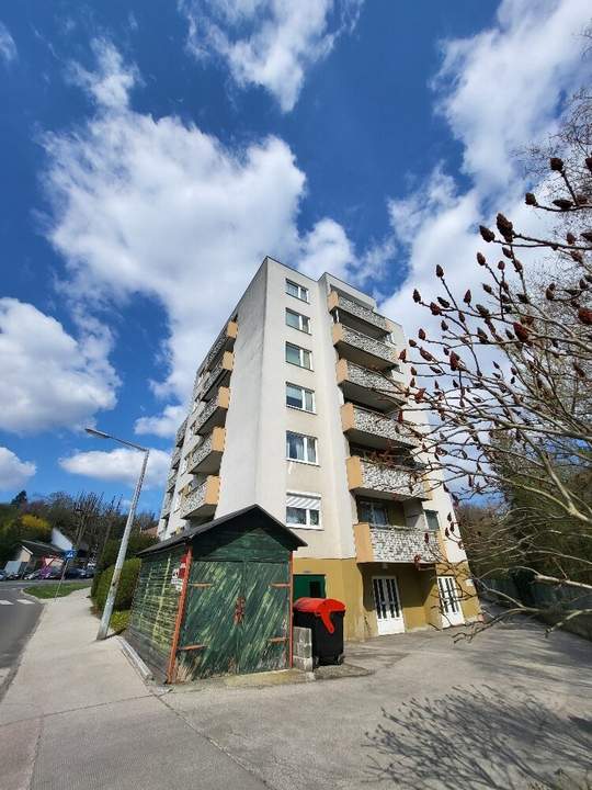 2-Zimmer-Wohnung mit Loggia und Aufzug in St. Pölten