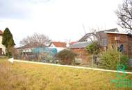 Ruhiges Grundstück mit Gartenhaus, sehr gute Infrastruktur - o.k. / 35% / BK I, II / 2WE