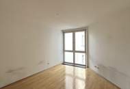 1040! Helle und frisch sanierte 2 -Zimmer Wohnung mit Gemeinschaftsterrasse!