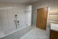 Sonnige Dachgeschosswohnung mit Kaiser & Hornblick in ruhiger zentrumsnaher Lage