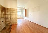 Balkon kommt! – Diese 2-Zimmer-Rarität hat alles: Charme, Licht &amp; Potenzial!