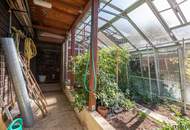 Mehrgenerationenhaus | vier Grundstücke, ca. 2.117 m² Grund, Pool, Sauna, zwei Garagen & großer Garten im Wienerwald