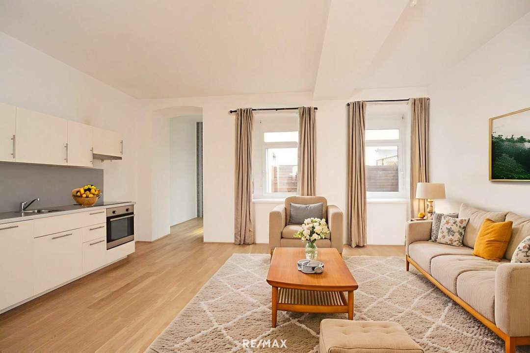 Ruhige Innenhofwohnung mit Wintergarten und privatem Freihof im Herzen des 9. Bezirk