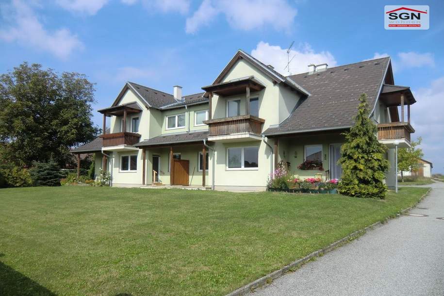Dachgeschosswohnung mit Balkon in Langau, Wohnung-miete, 447,13,€, 2091 Horn