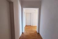 Helle 3-Zimmer-Wohnung mit Loggia - WG geeignet!