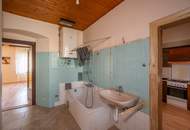 ++Q18++ sanierungsbedürftige 2-Zimmer Altbauwohnung mit viel Potenzial