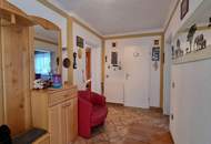 Gepflegtes Einfamilienhaus mit Pool und Garten in St. Georgen