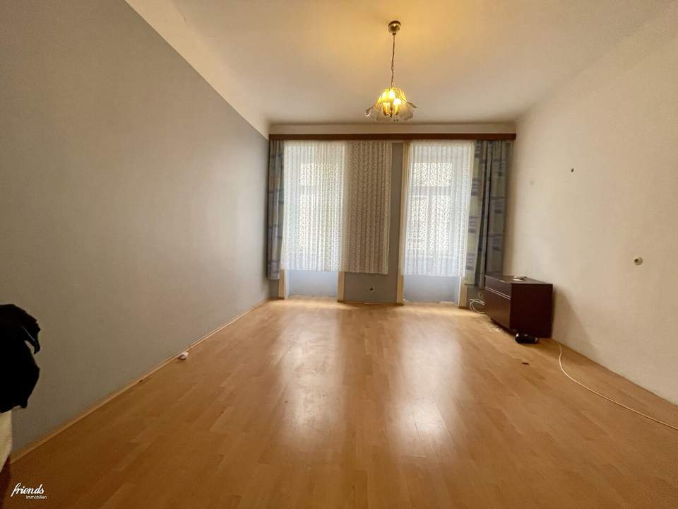 Altbau 1 Zimmer