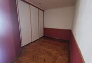 Mögliches Paradies > verschiedenste Umbaumöglichkeiten > sanierungsbedürftige 4 Zimmer plus in guter Lage des 6..