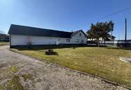 Großzügiges Grundstück mit Bestandsgebäude