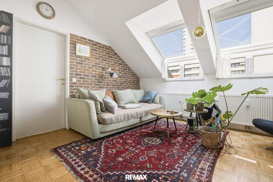 Helle 2-Zimmer-Dachgeschosswohnung mit Lift und Klima nahe Lentia-City, Wohnung-kauf, 230.000,€, 4040 Linz(Stadt)