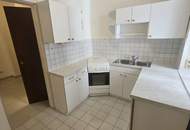 Unbefristet: Hofseitige 2 Zimmer Wohnung sofort beziehbar - Schallergasse
