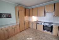 Helle 3-Zimmer-Eigentumswohnung mit Loggia