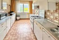 Gute Infrastruktur, gemütliche Wohnung, Renovierungs-Chance!
