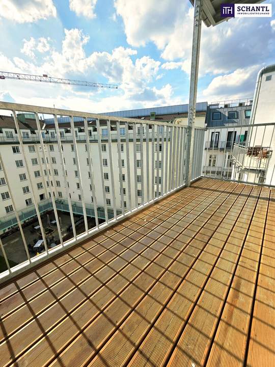 Traum-Balkon / Dachgeschoss ohne Schrägen / Naschmarkt um´s Eck / U-Bahn vor der Türe / 3 Zimmer perfekt aufgeteilt! Einfach WOW! HIP und TRENDY die Gegend - Magisch schön das Altbauhaus!