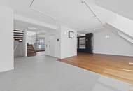 In 3 Minuten vom eigenen Pool ins pralle Leben - und trotzdem ein Familienrefugium