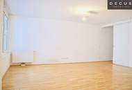 / ZIMMER / U-BAHN NÄHE / VERFÜGBAR AB 1.02.2026 / INNENHOFSEITIG AUSGERICHTET