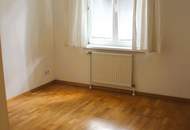 Moderne 3-Zimmer-Wohnung in zentraler Lage mit Tiefgaragenplatz